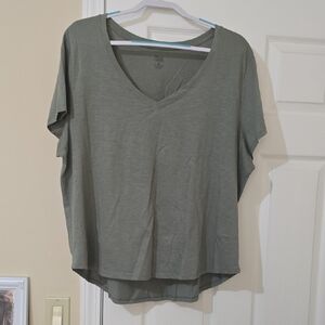 Falls Creek Women's Short Sleeve V-Neck Tee in Olive